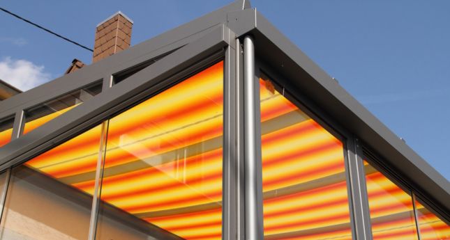 Protection solaire pour véranda